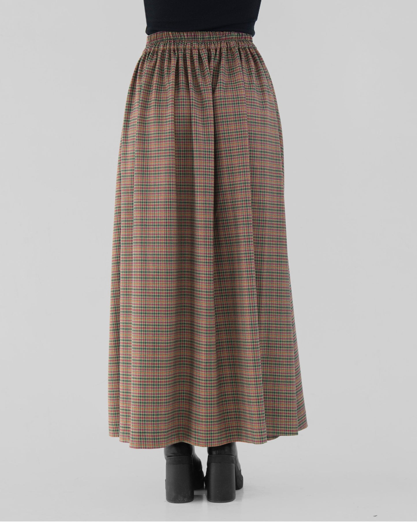 Plaid pleated skirt