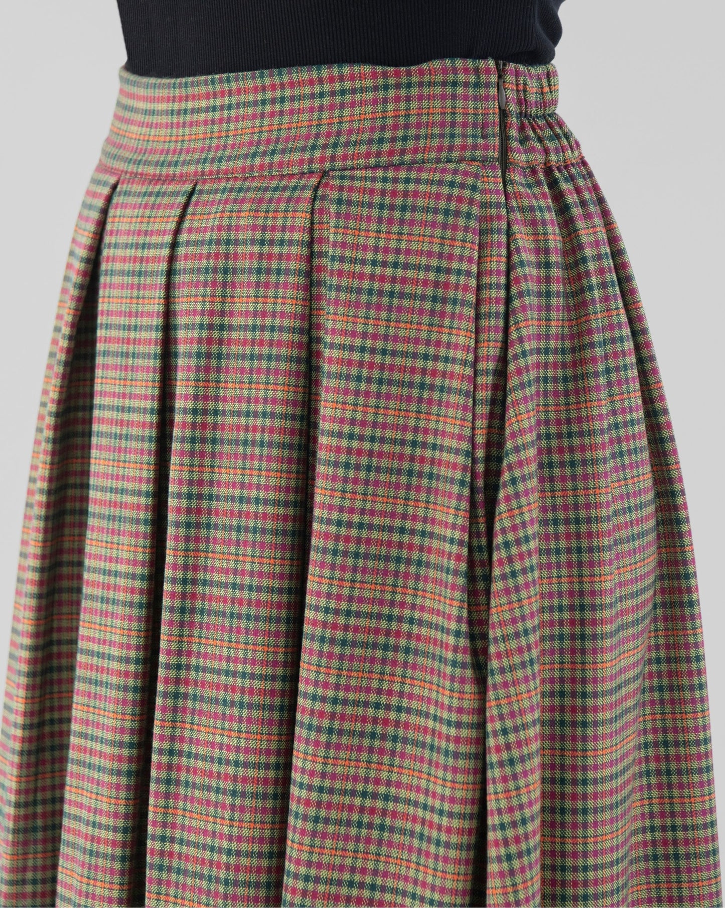 Plaid pleated skirt