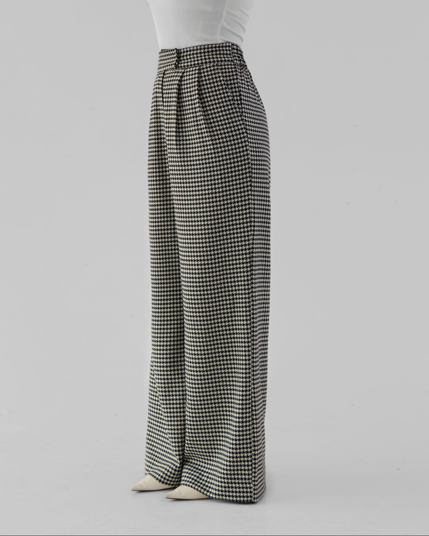 Houndstooth wide trousers